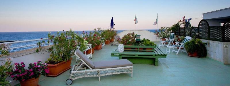 Hotel Il Vascello Marina Serra Bagian luar foto