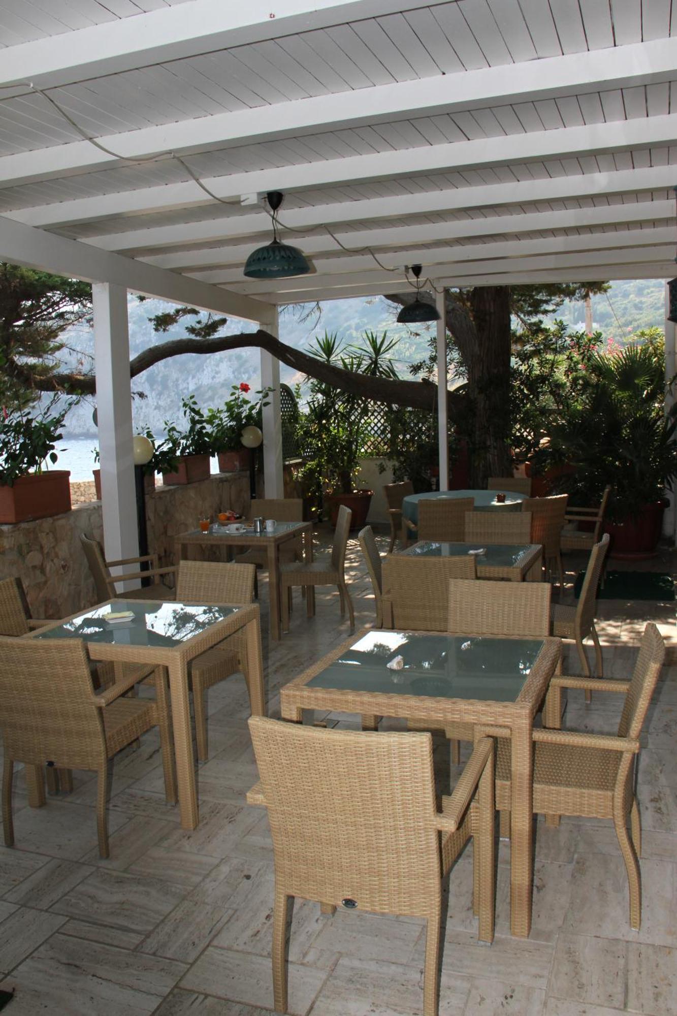 Hotel Il Vascello Marina Serra Bagian luar foto